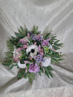 Purple lilac bridal bouquet - Image 9