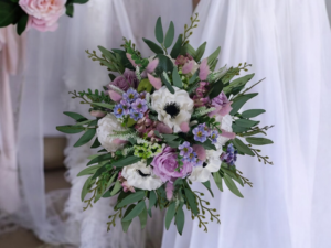 Purple lilac bridal bouquet - Image 2